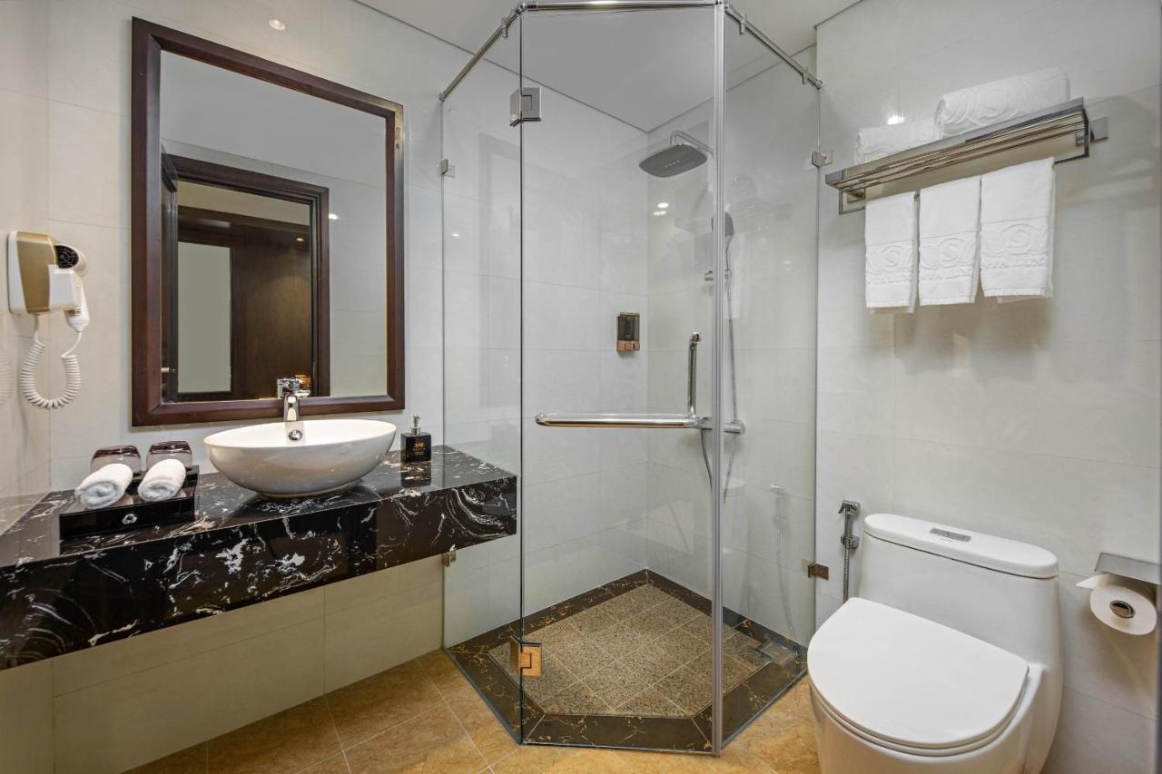 Santa Luxury Hotel Дананг Екстер'єр фото